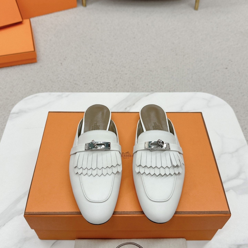 H**mes slippers
